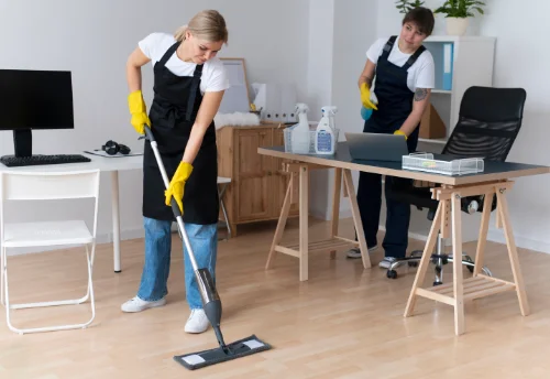 Nettoyage de bureau professionnel à Tilhouse